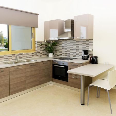 Stelia Luxury Apartments Kalavarda Екстер'єр фото