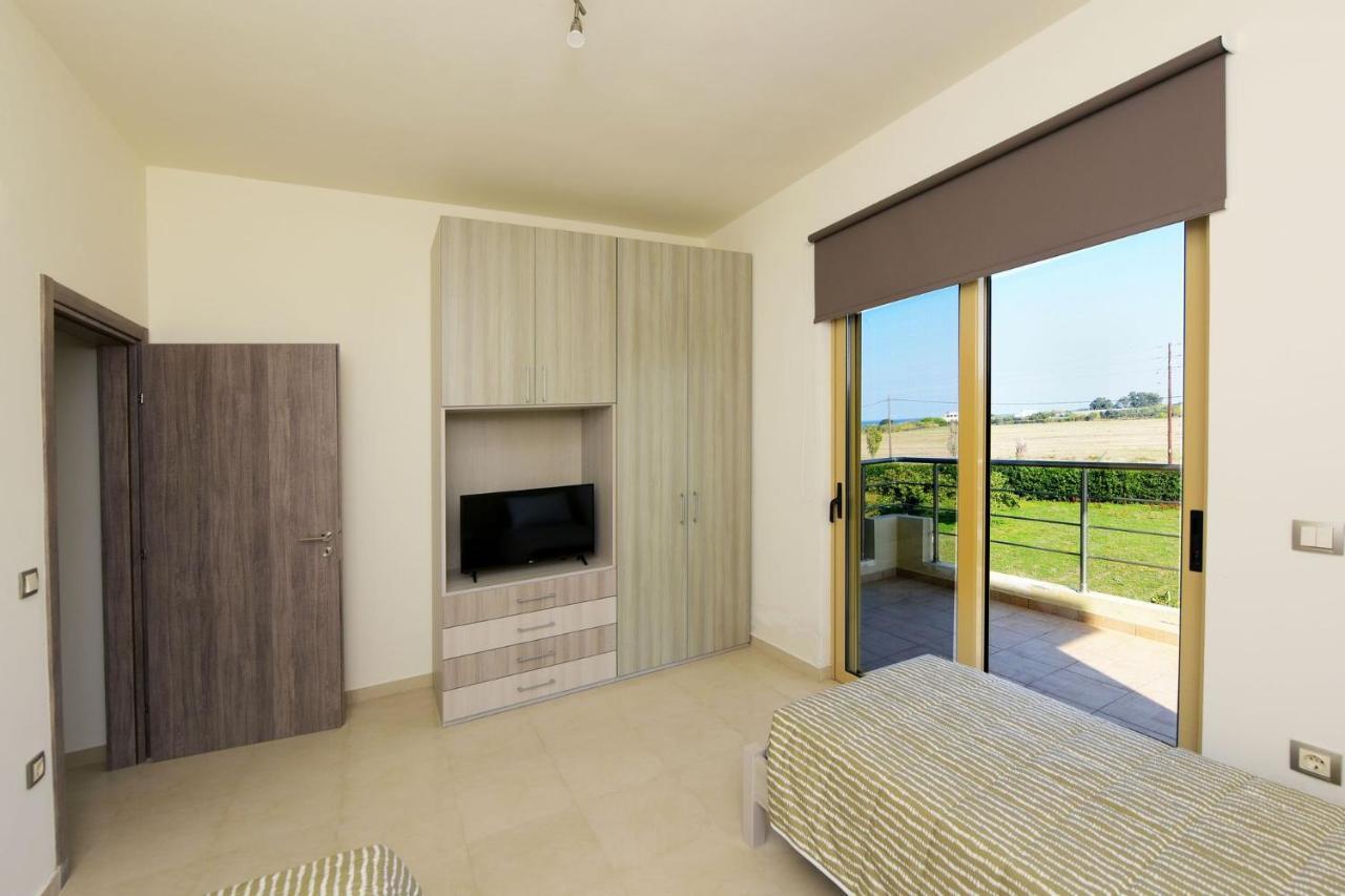 Stelia Luxury Apartments Kalavarda Екстер'єр фото