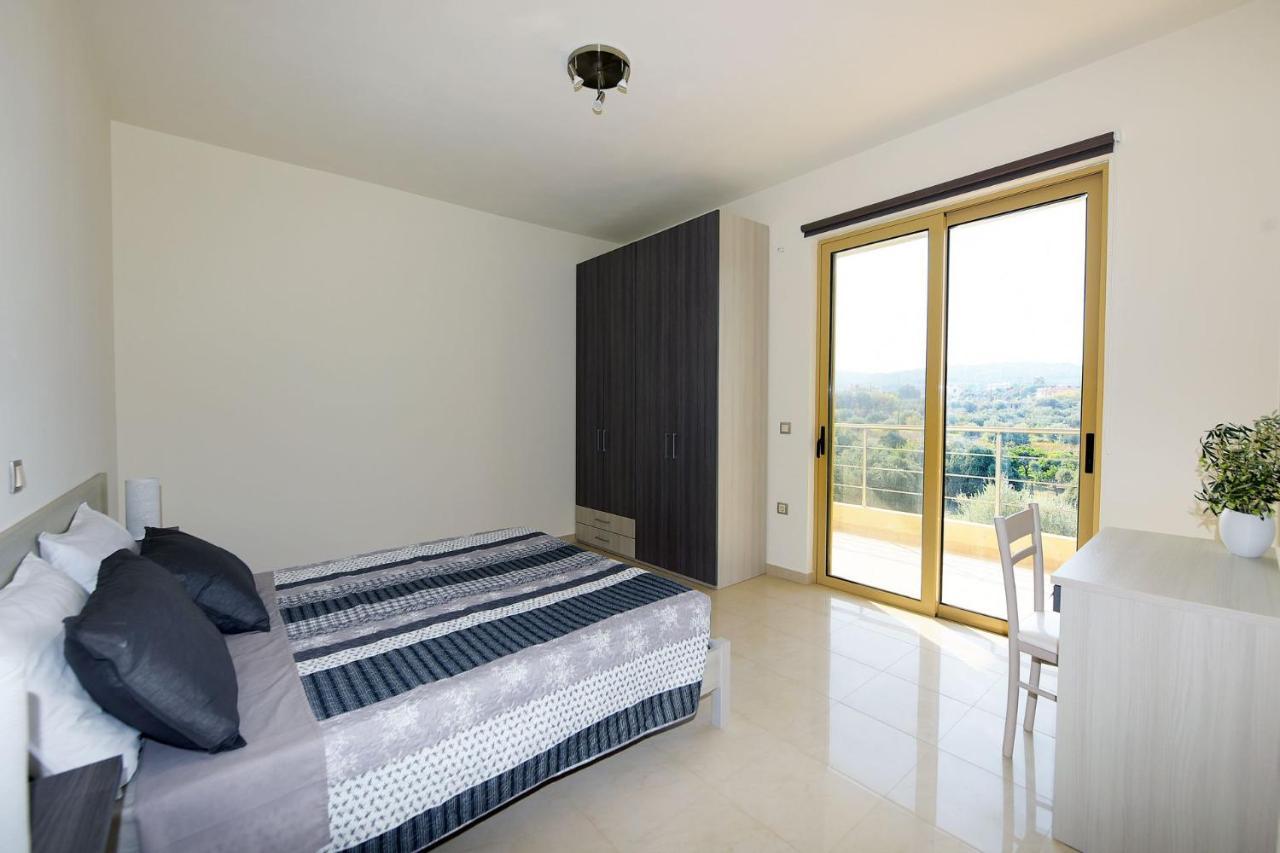 Stelia Luxury Apartments Kalavarda Екстер'єр фото