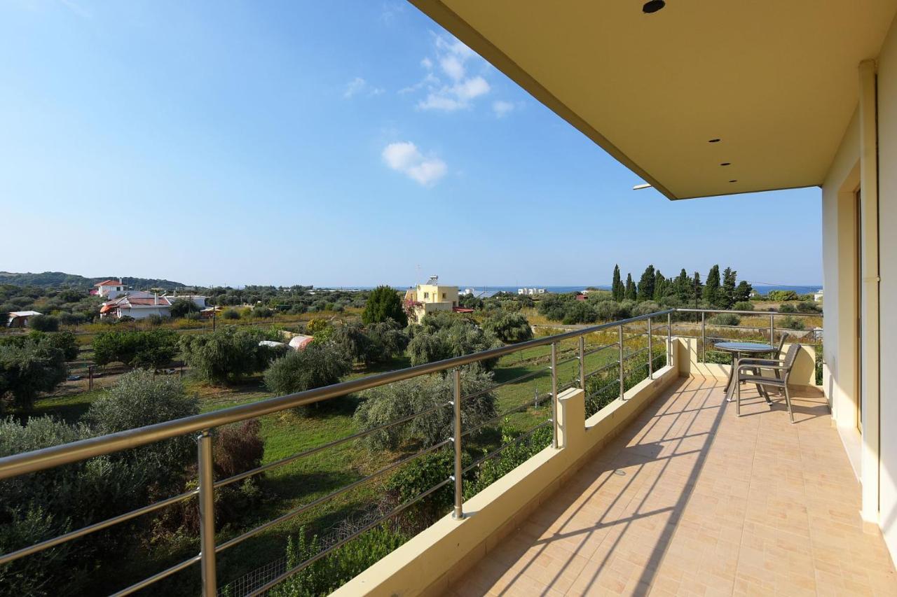 Stelia Luxury Apartments Kalavarda Екстер'єр фото