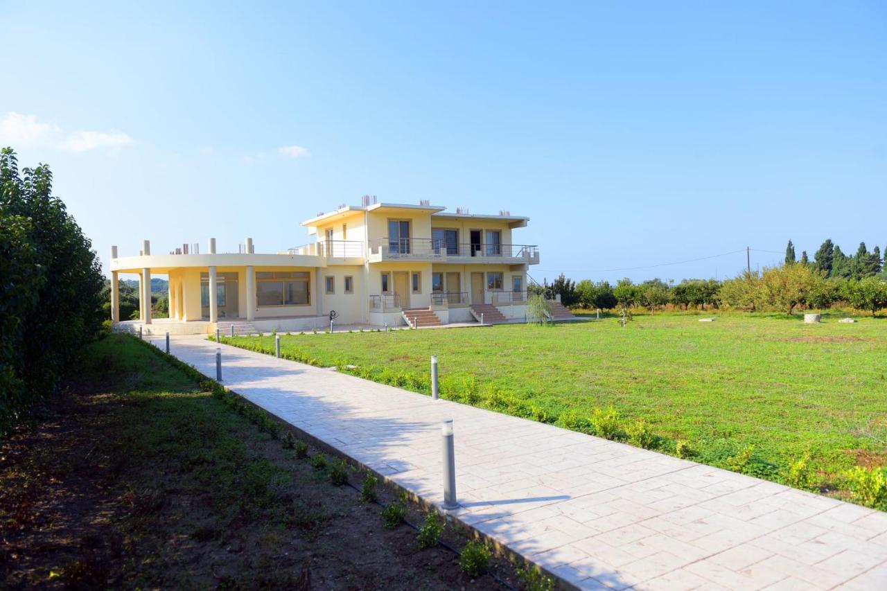 Stelia Luxury Apartments Kalavarda Екстер'єр фото